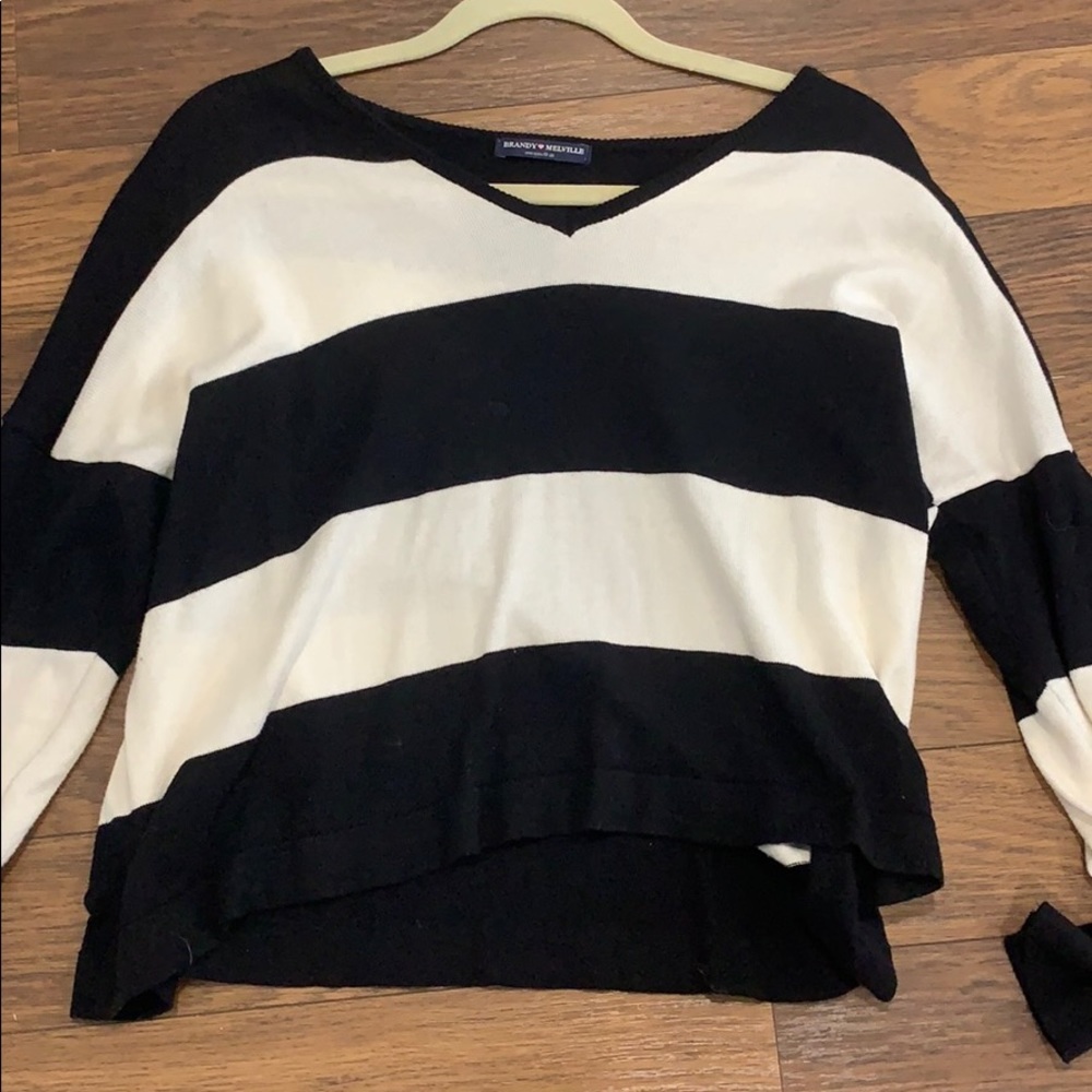 Brandy Melville sweater